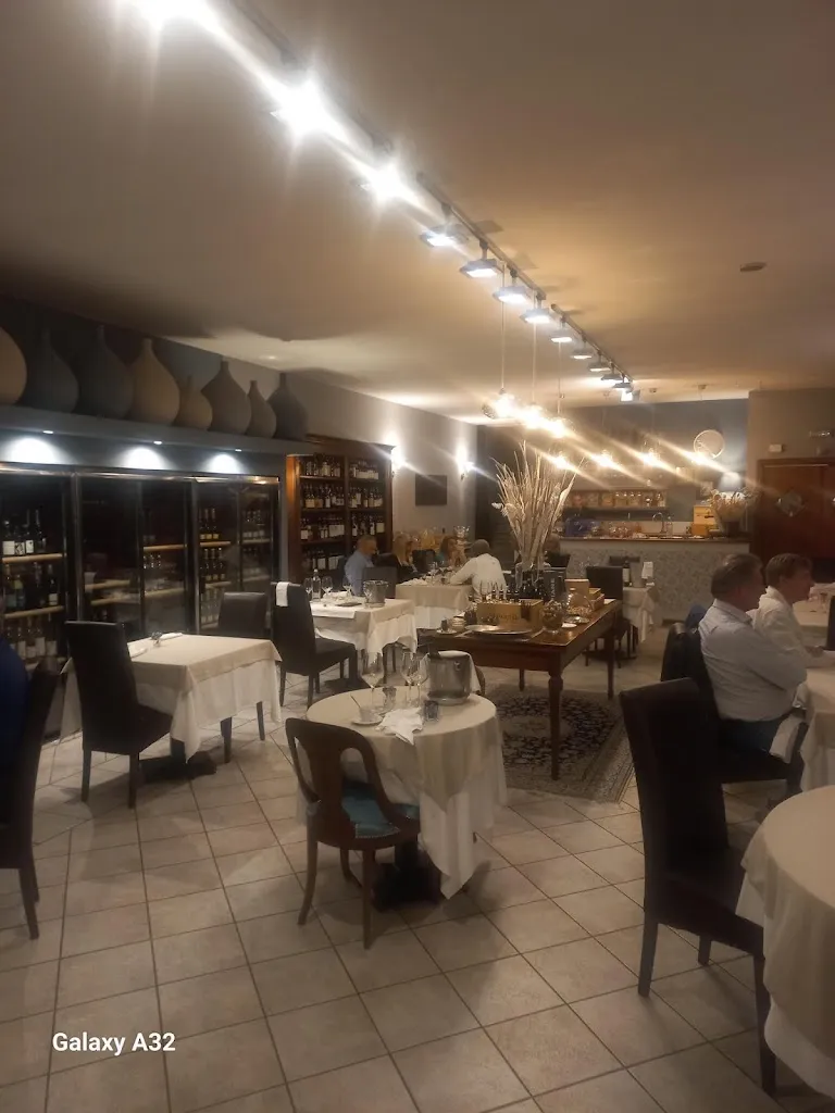 Sumà Vino e Cucina_Poirino_slider_image_2