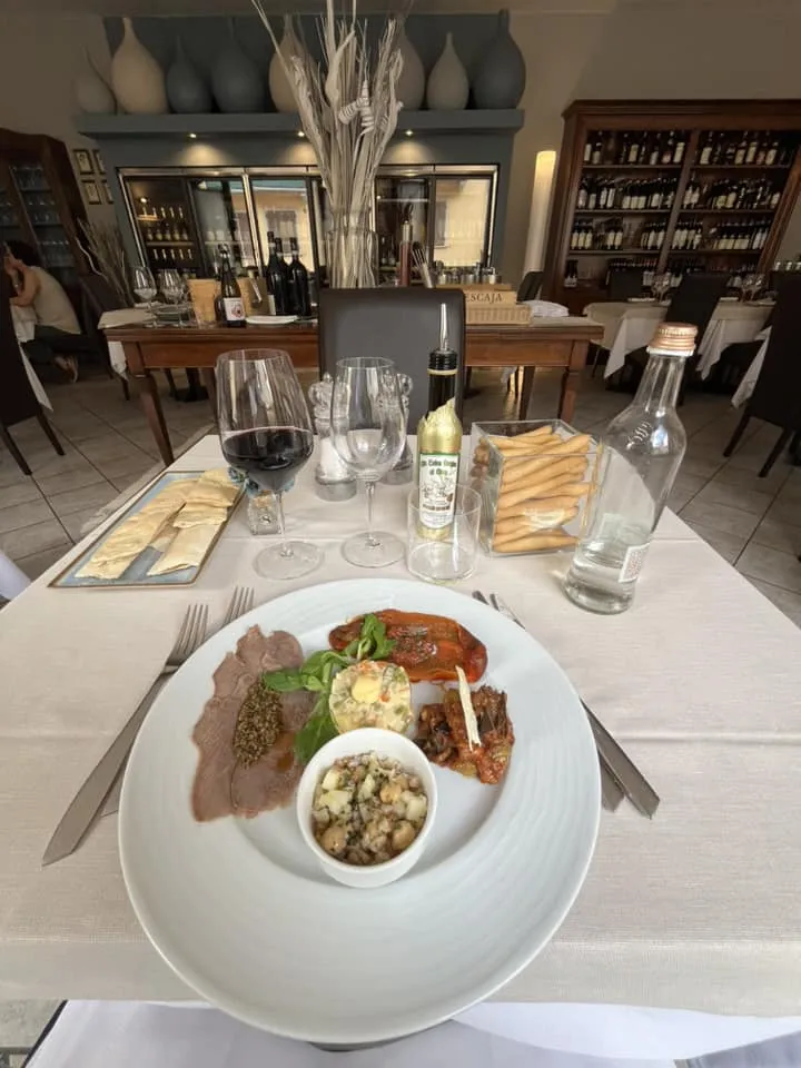 Sumà Vino e Cucina_Poirino_slider_image_3