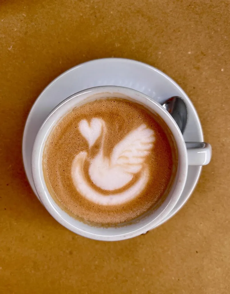 Kalen lennox_Ristretto Specialty Coffee Bistrot_Poirino_review