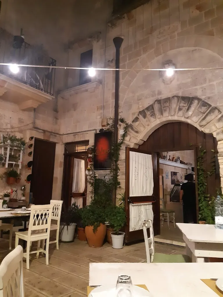 anna radice_Zahir Trattoria_Erchie_review