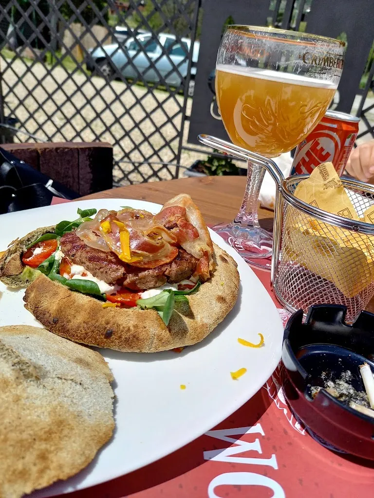 Menu_Le Papillon - Wood oven - Hamburger Gourmet_Pomaretto_image_6