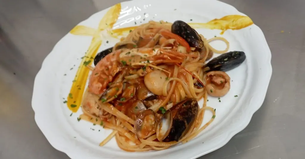 Menu_Pizzeria Ristorante Divina Pizza_Pomaretto_image_6