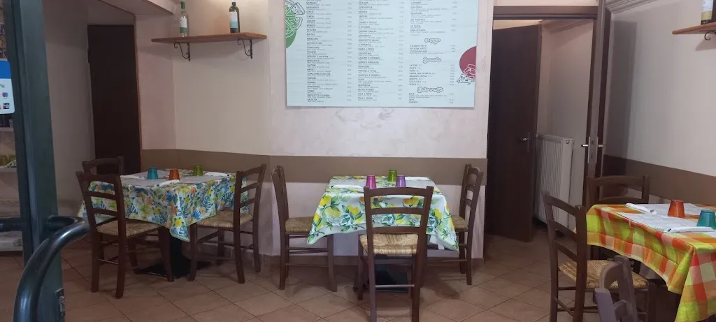 Mani in pasta_Pontestura_slider_image_1