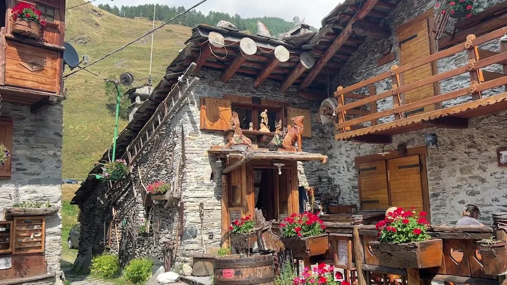 Le Montagnard Risto Museo_Pontechianale_slider_image_2