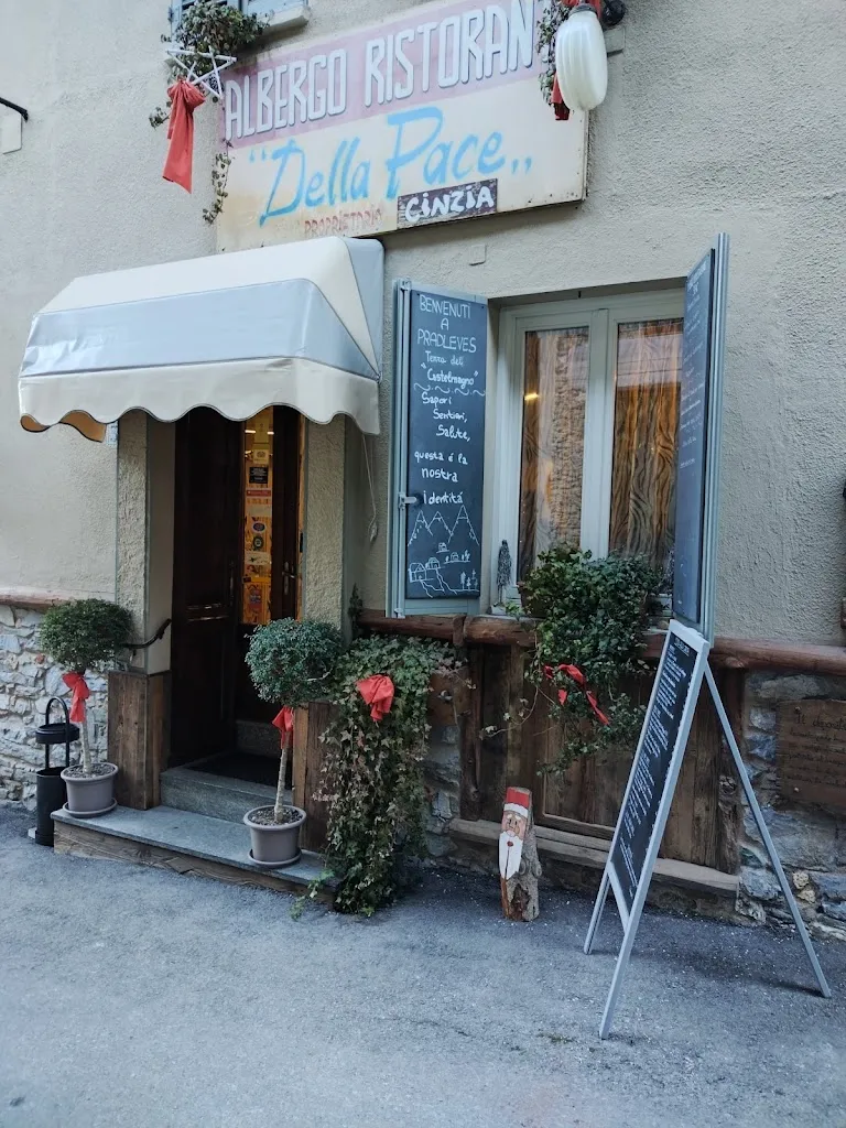 Katia Borsani_La Pace_Pradleves_review