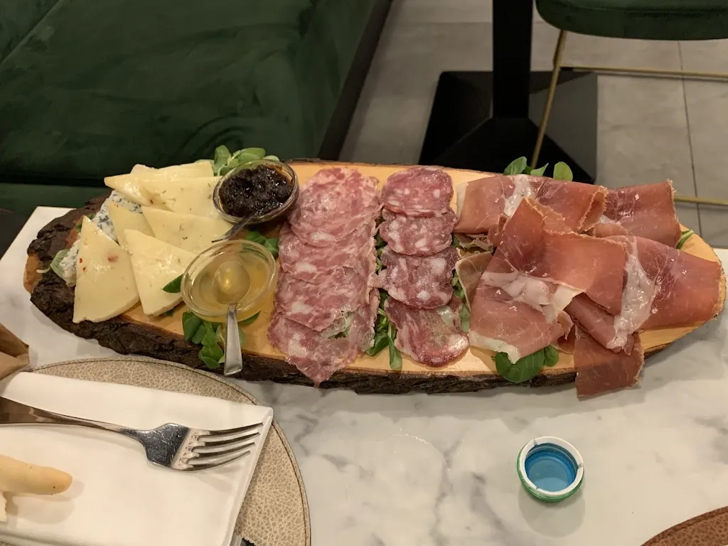 Menu_Ristorante con pizza @ Hotel Lo Scoiattolo_Pralormo_image_3