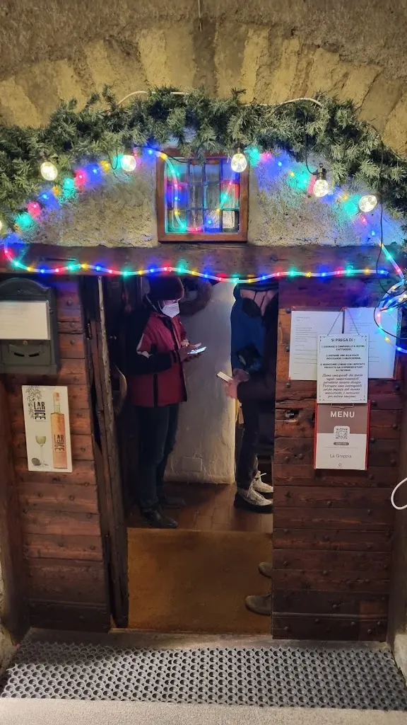 Tadas Zibuda_Il lupo e la greppia_Pragelato-Ruà_review