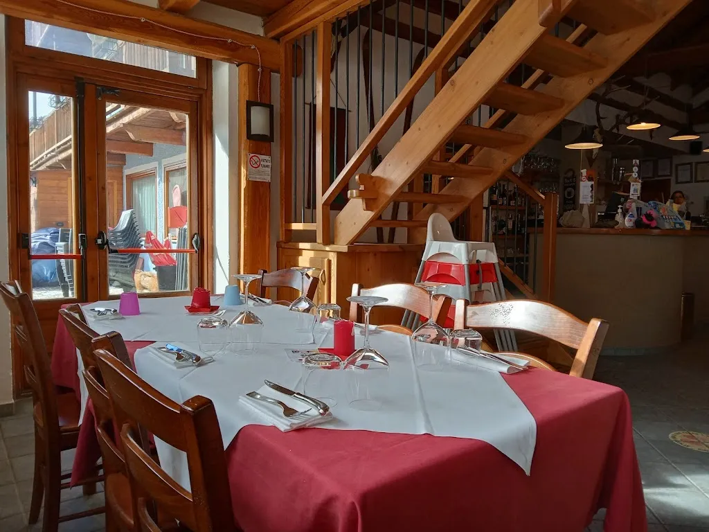 Gofree Ristorante Pizzeria restaurant in Pragelato-Ruà