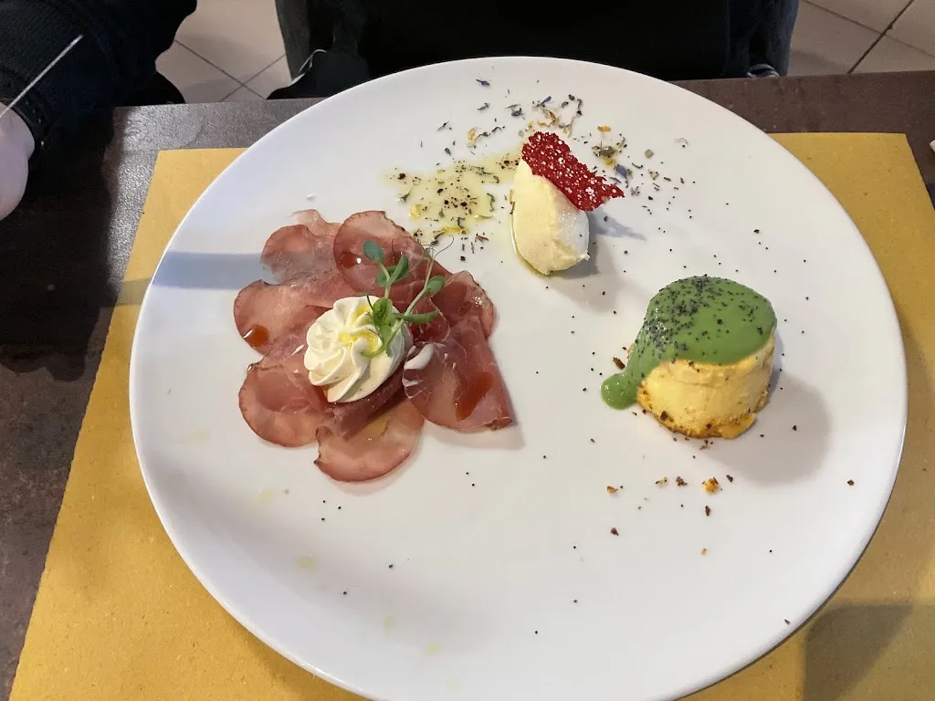 Trattoria Castello_Prato Sesia_slider_image_3