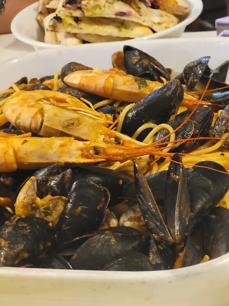 Ristorante Pizzeria Ca' Bianca_Prato Sesia_slider_image_2