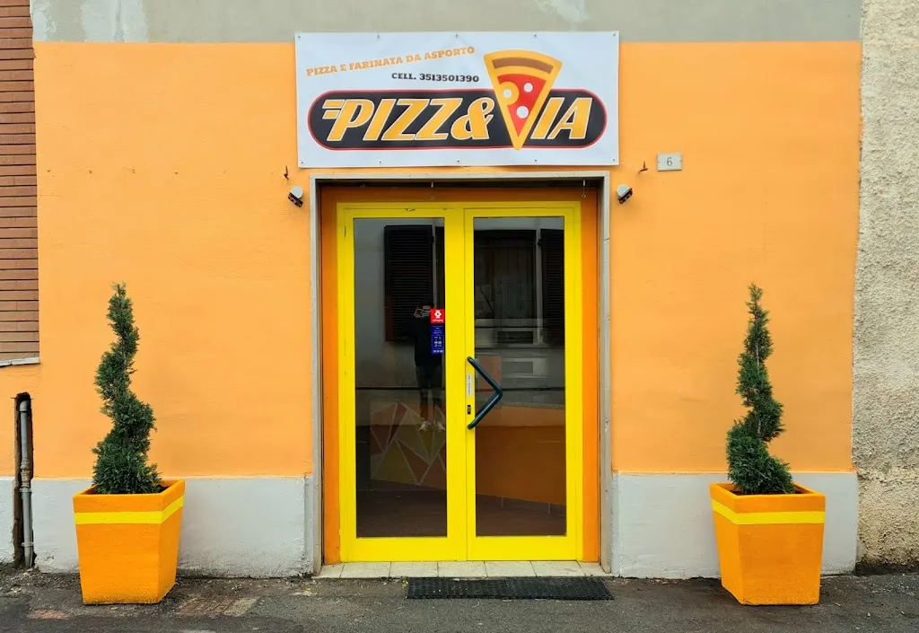 Pizz&via restaurant in Quargnento