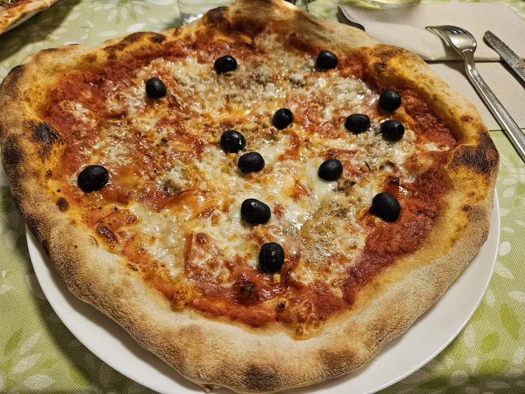 Bernhard S._Pizzeria Paradiso_Quaregna_recensione