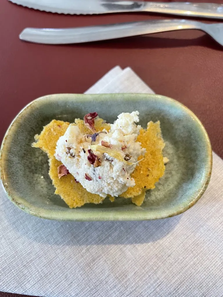 Coline Martinet_CantaVin Trattoria Gourmet Enoteca_Quincinetto_review