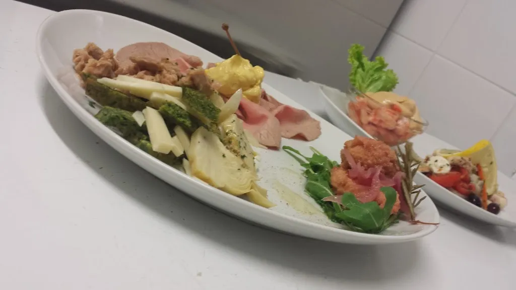 Osteria Pizzeria LO SCANDAJ di Margaria Paolo restaurant in Rifreddo