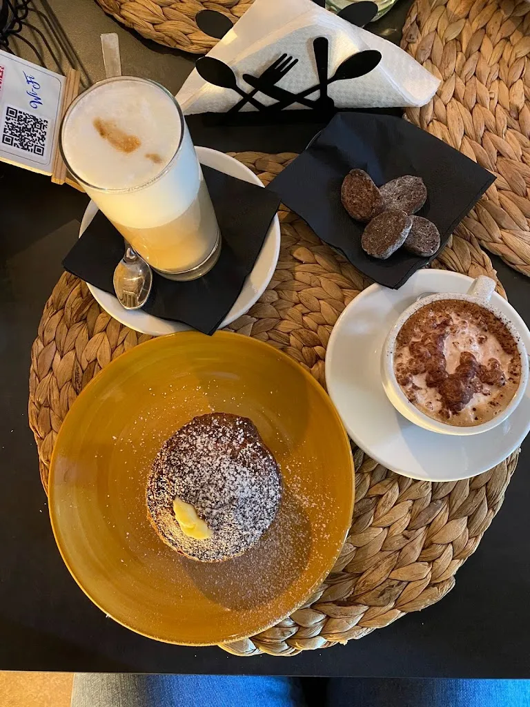 Delitia_Depressa_slider_image_3