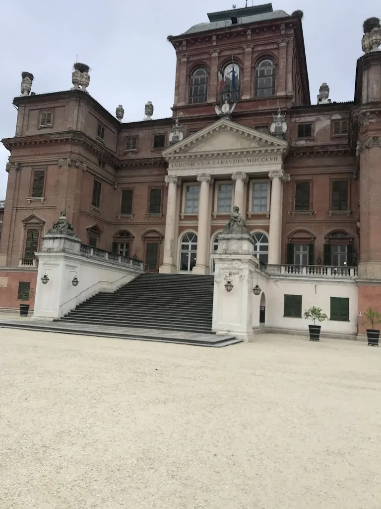 Baran Bank_Castle of Racconigi_Racconigi_review