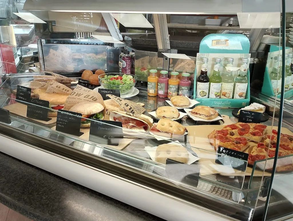 Esso Tiger Bar restaurant in Racconigi