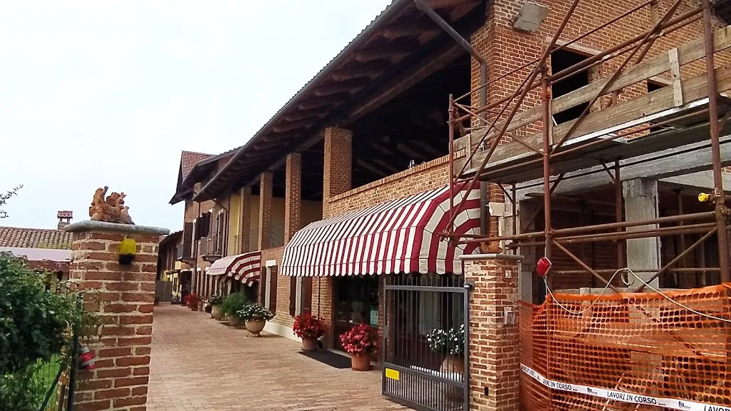 Farmhouse Cascina Serramena_Riva Presso Chieri_slider_image_1