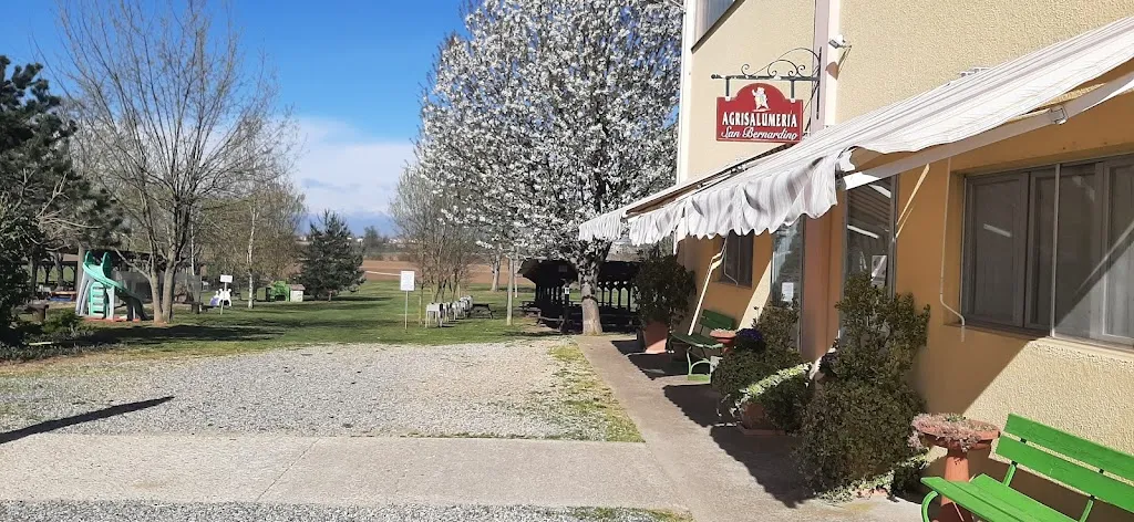Agrisalumeria San Bernardino restaurant in Riva Presso Chieri