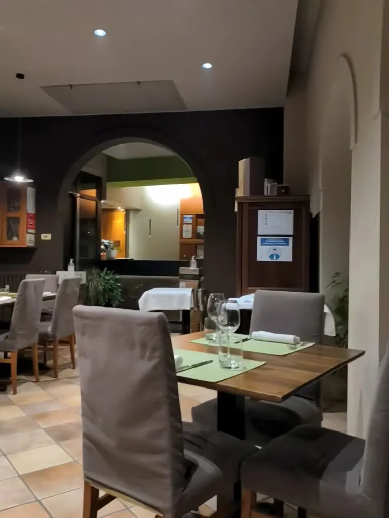 Ristorante Spinacorona_Rivarone_slider_image_2