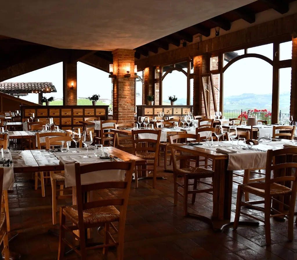 Ristorante Marrone, Cantina con Cucina_Roapiana_slider_image_1