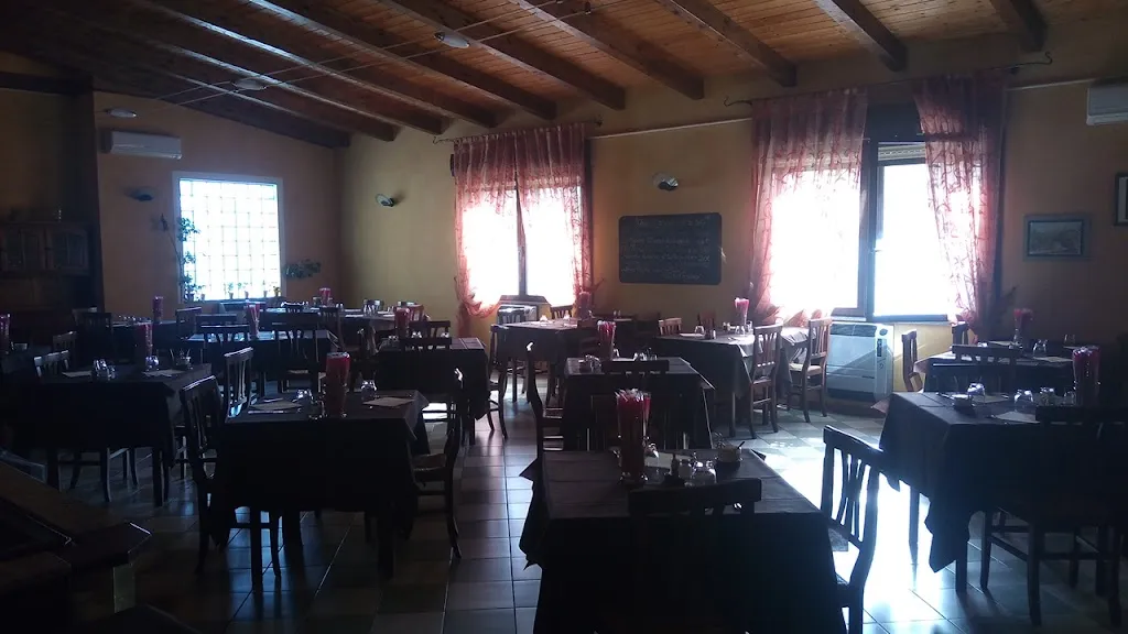 Ristorante Pizzeria La Piola alle 4 Strade_Roasio_slider_image_1