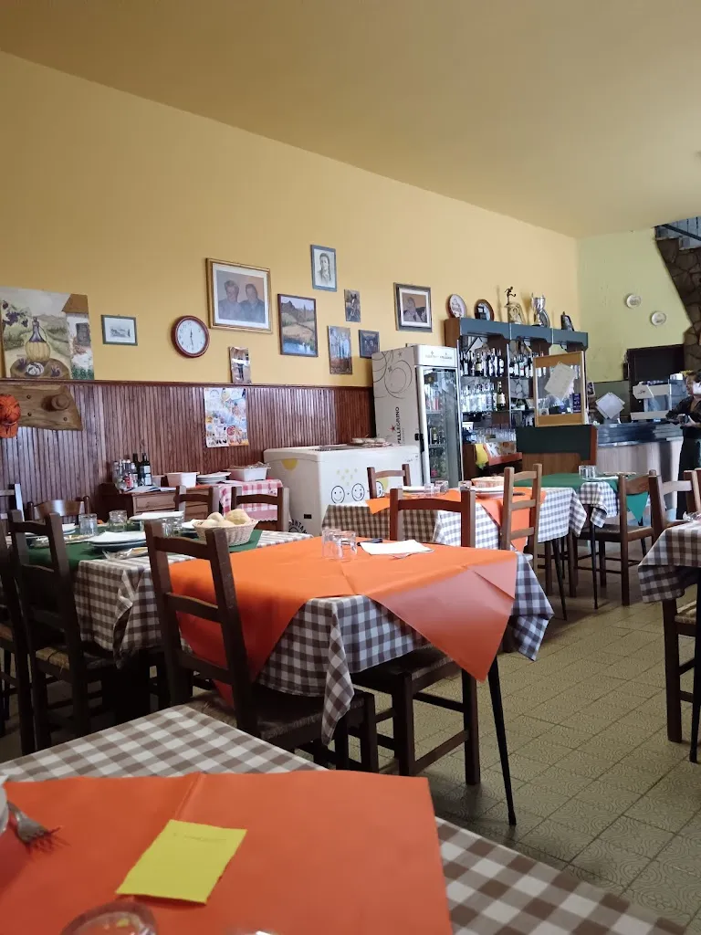 Fassio Curletti Vanda_Rocca d'Arazzo_slider_image_3