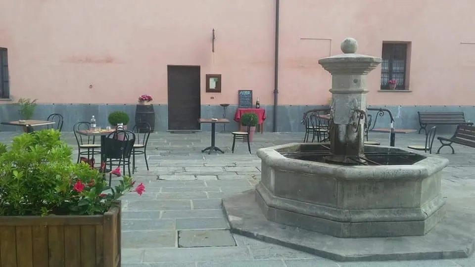 La locanda del castello_Rocca De' Baldi_slider_image_3