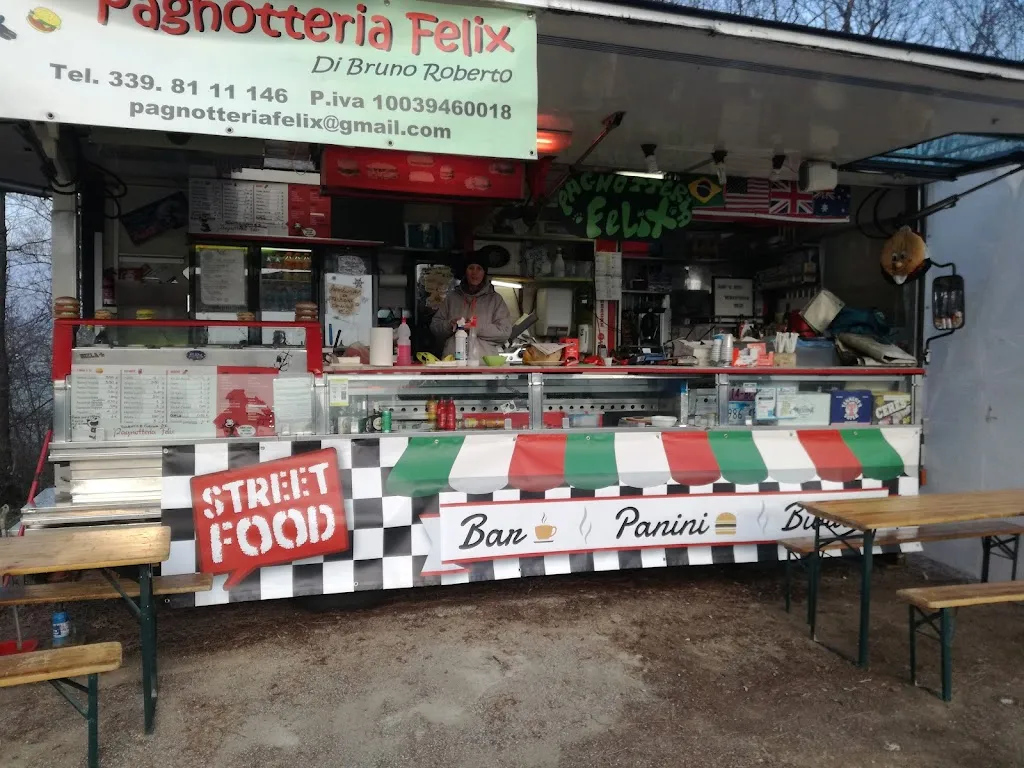 Pagnotteria Felix restaurant in Robassomero