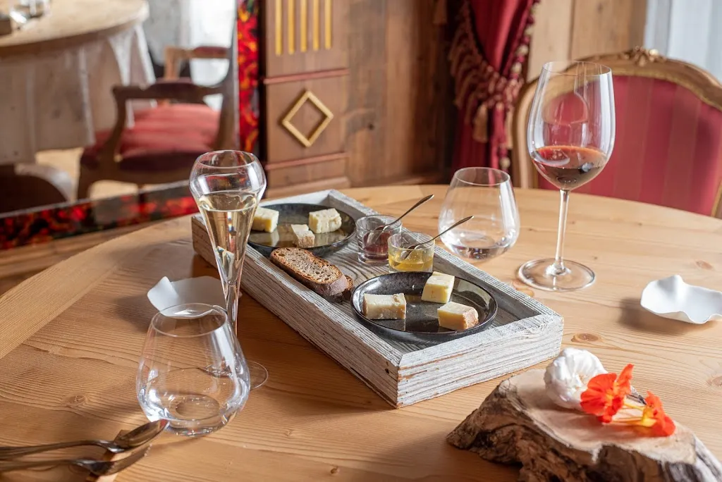 Euthalia restaurant in Roburent