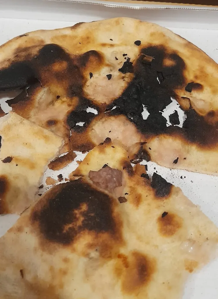 Laura Conti_Pizzeria Il Caminetto_Roburent_review