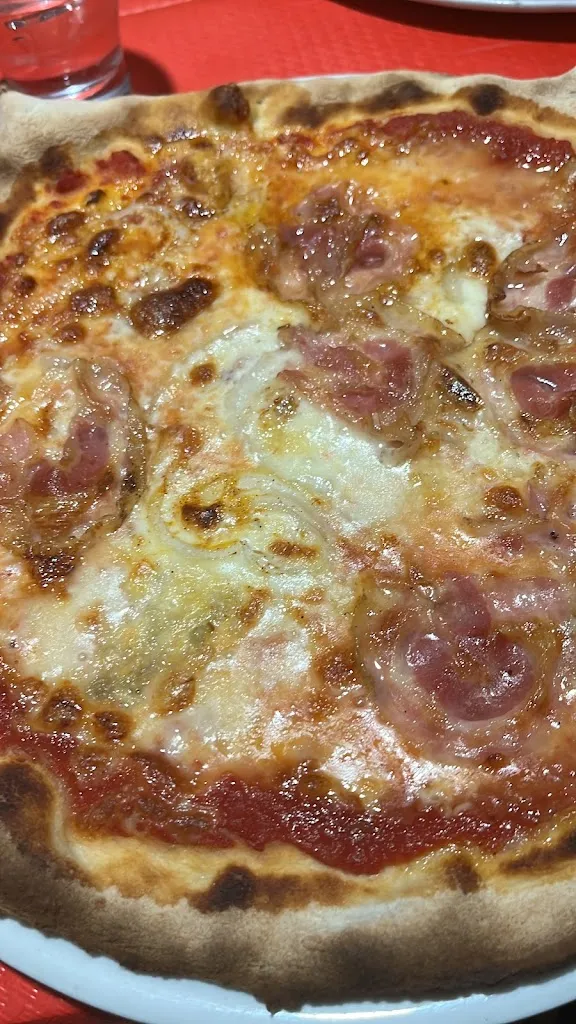 Debora Pesce_Pizzeria Il Caminetto_Roburent_review