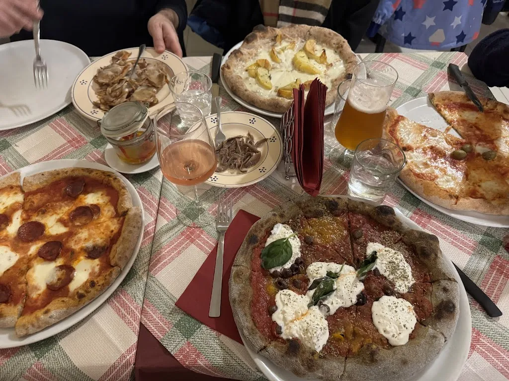 Sharon Wang_Pizzeria La Cistareddha_Depressa_review