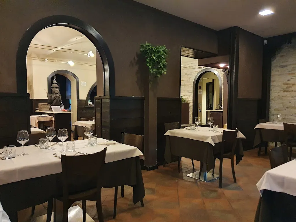 Ristorante Pizzeria Maiori restaurant in Romagnano Sesia