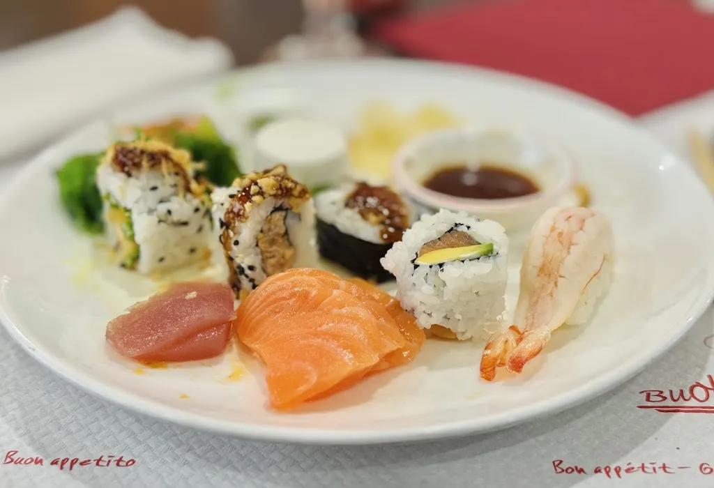 Déia Assumpção Yokota_Ristorante sushi wok jiajia_Romano Canavese_review