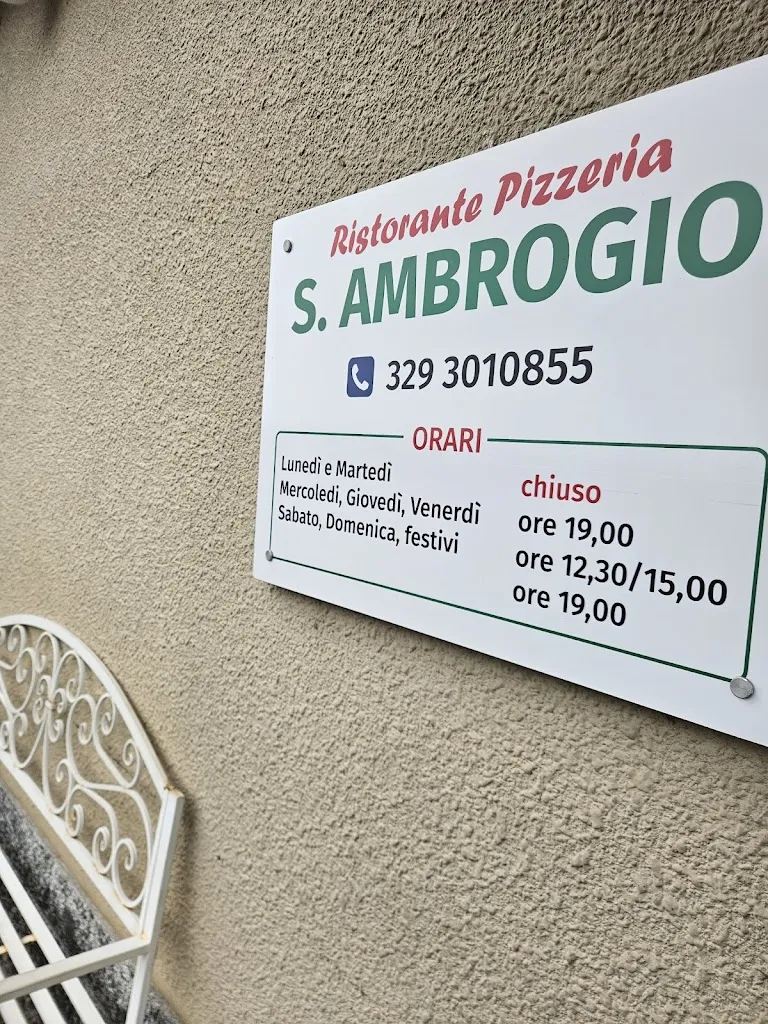 Luce_Pizzeria Sant'Ambrogio n.66 di Domenico Salerno_Romentino_review