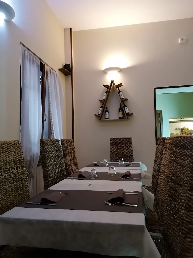 Ristorante pizzeria Il Girasole restaurant in Romentino