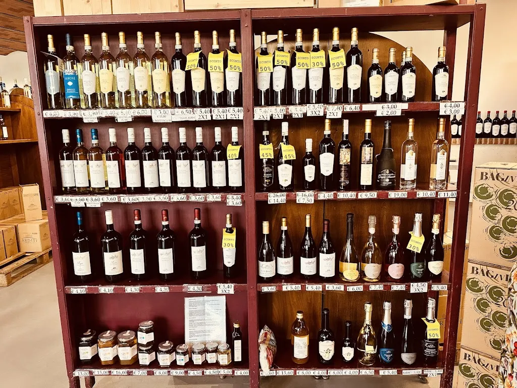 Jotte Niessen_Cantina del Monferrato_Rosignano Monferrato_review