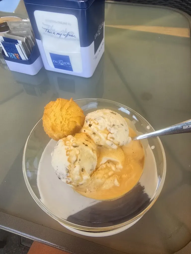 Jamie Erbacher_Bistrot Brignone | Gelato e Caffè in Valle Maira_Roccabruna_review