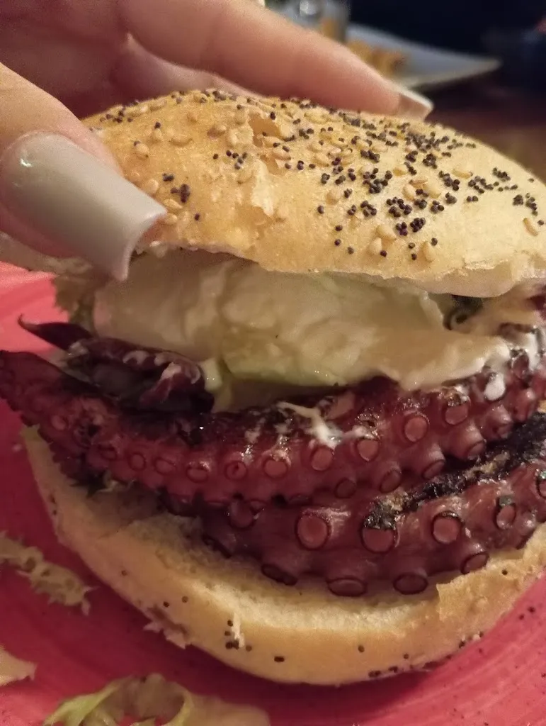 Avril 89_Pizzeria Restaurant Café Blues Brothers_Roccabruna_review