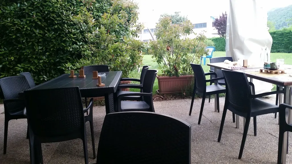 Pizzeria Restaurant Café Blues Brothers_Roccabruna_slider_image_1