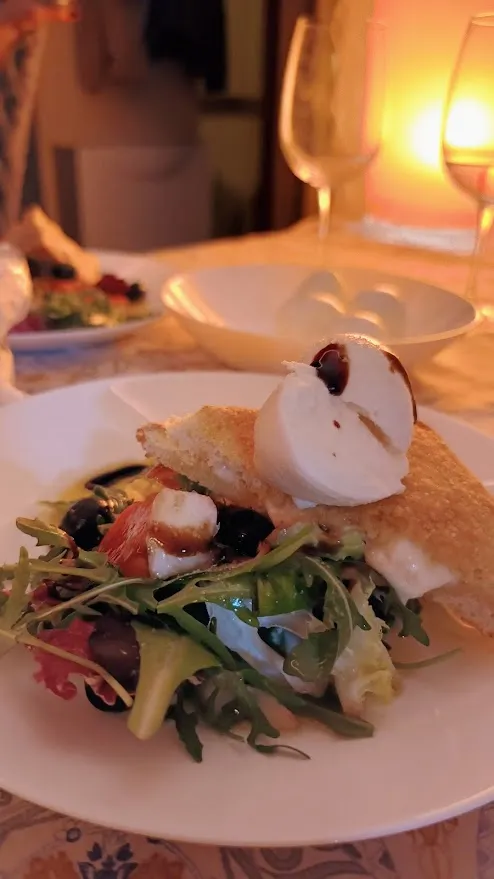 Home Restaurant restaurant in Rubiana