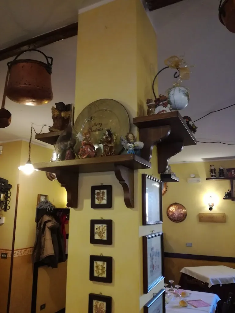 Trattoria Da Rosalina_Sala Biellese_slider_image_3