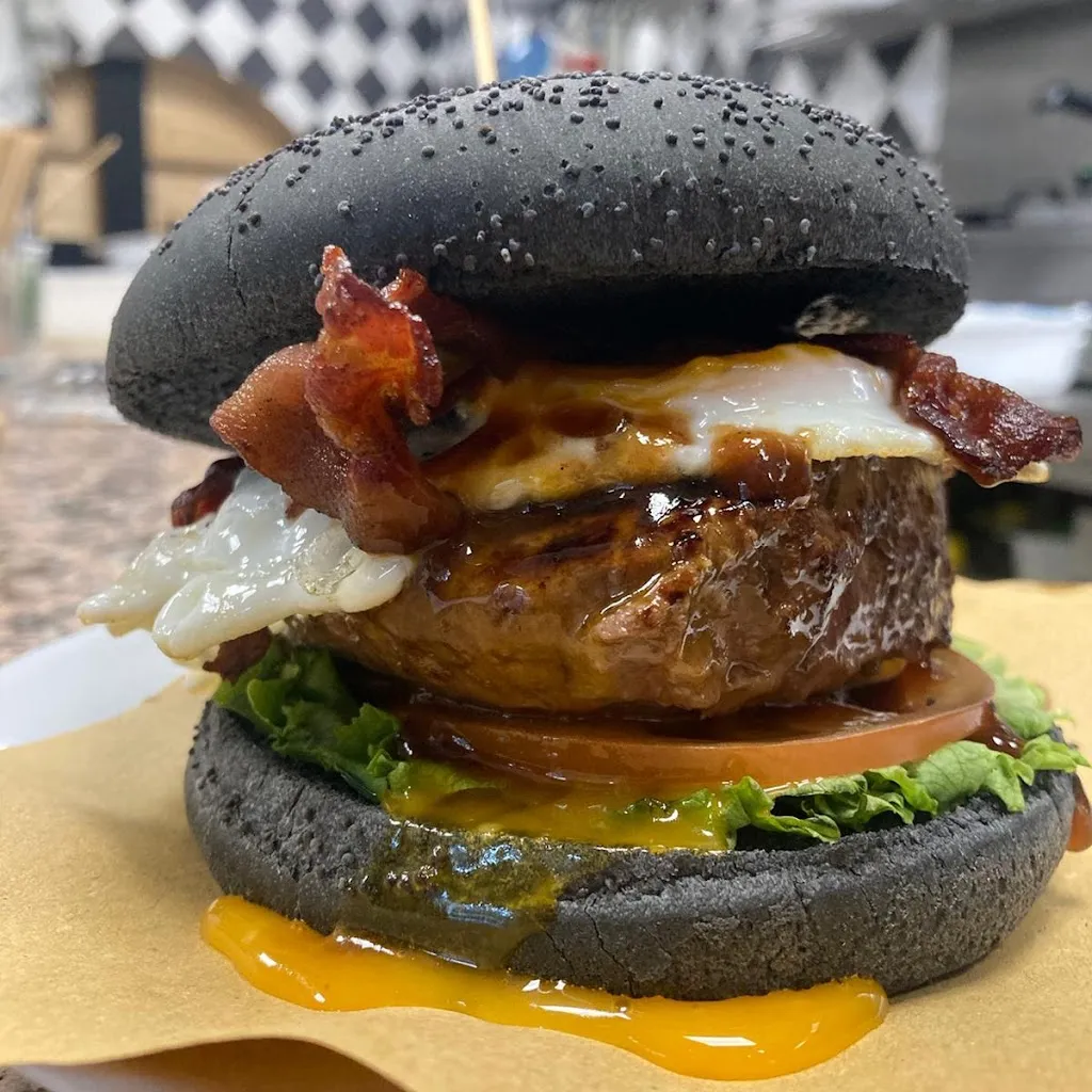 OTHERSIDE Rock Pub_Rosta_slider_image_3