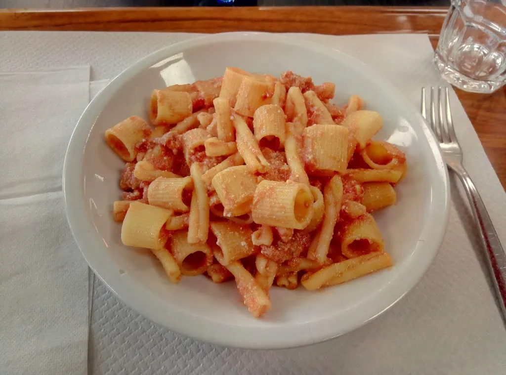 PARADISE_Rosta_slider_image_2