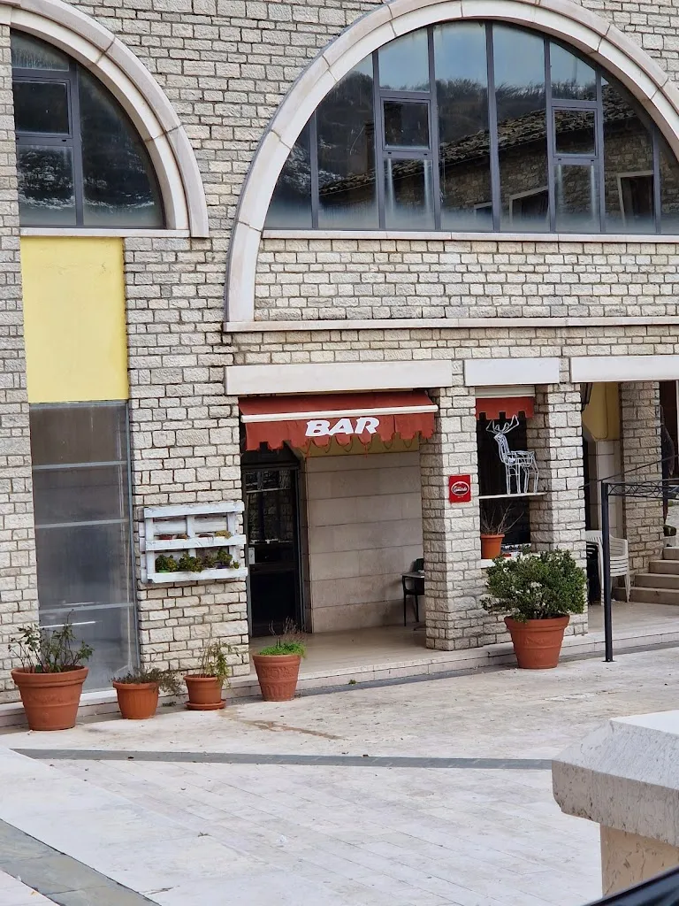 Bar Centro Storico restaurant in Faeto