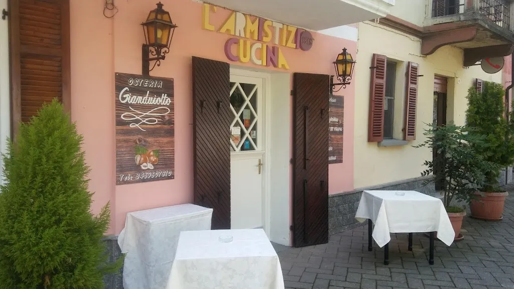 Osteria Gianduiotto restaurant in Salasco