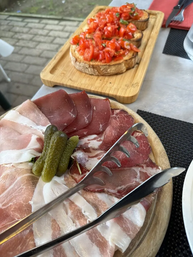 Judson L Moore_La Griglia di Tano_San Bernardino Verbano_review