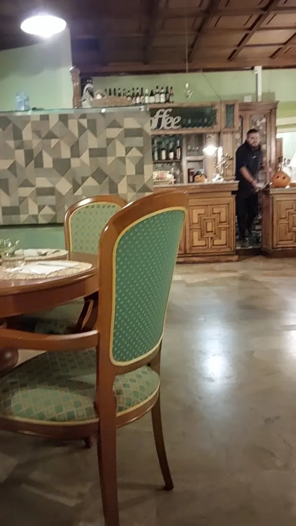 la locanda dal vecchio larry button_San Carlo Canavese_slider_image_2