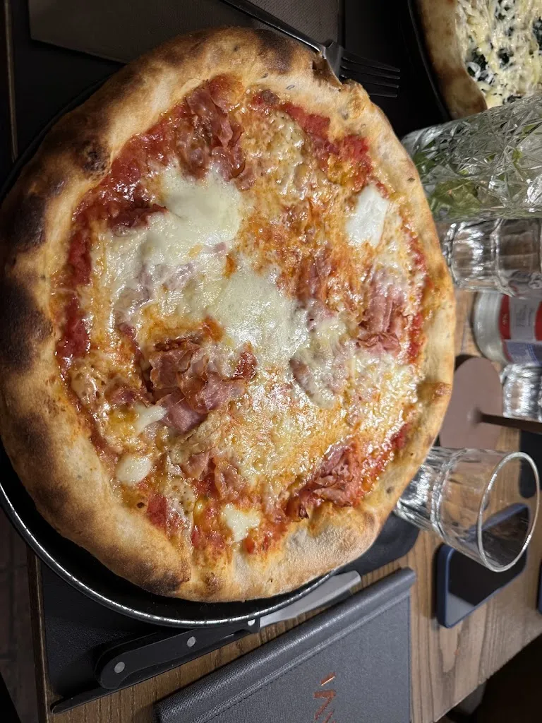 Francesco Colavecchio_Il Sale Art Cafe'_Sale_review